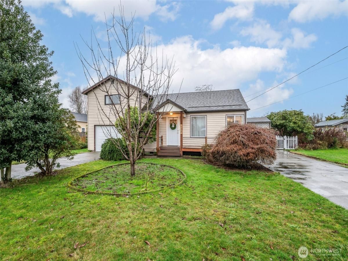 MLS #NWM2459247 image #0