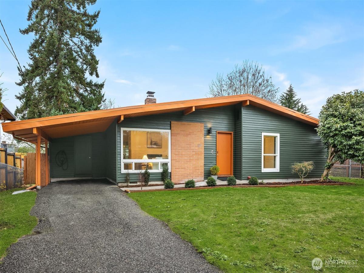 MLS #NWM2459339 image #0