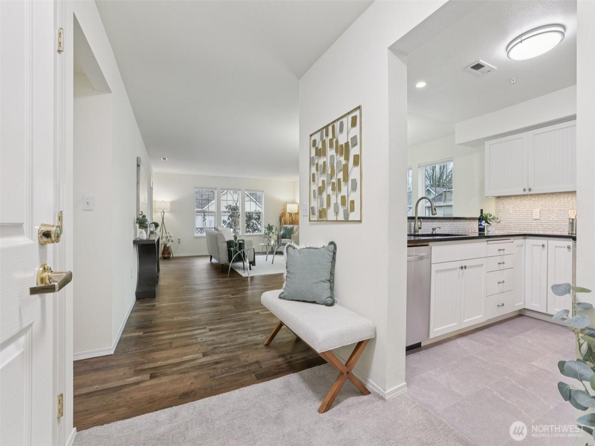 MLS #NWM2459372 image #0