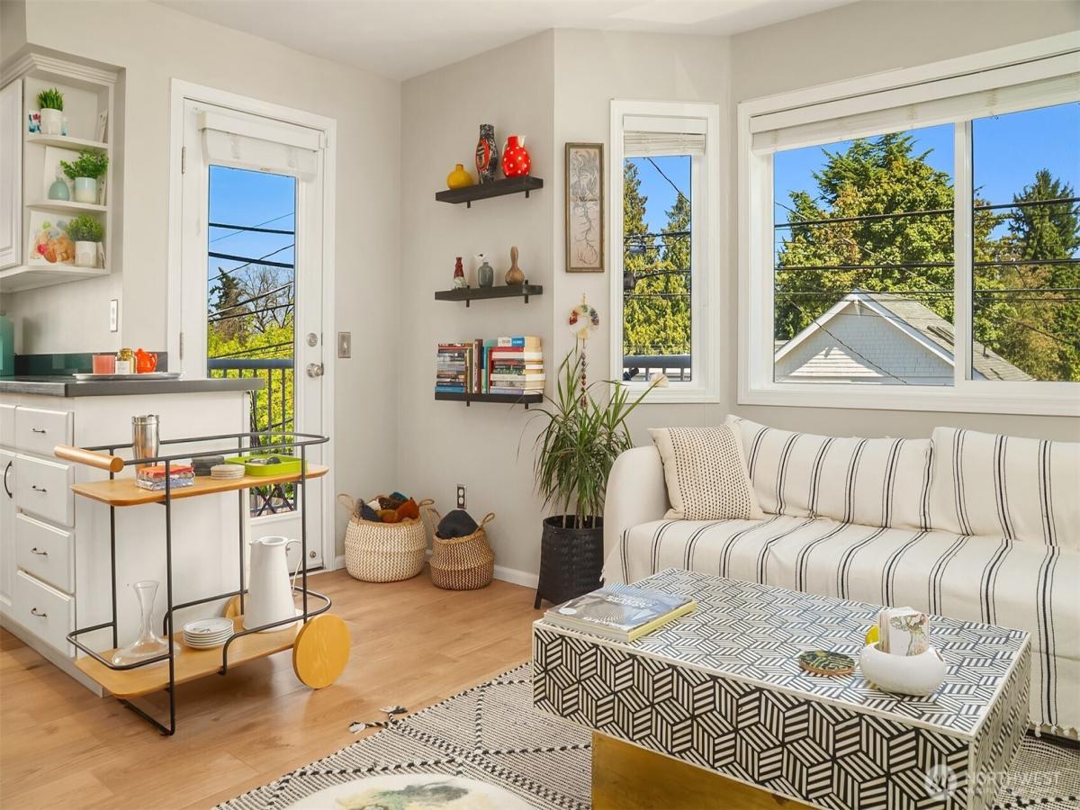 MLS #NWM2459683 image #0