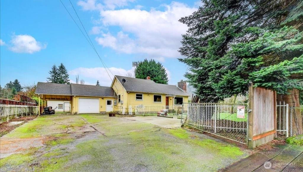 MLS #NWM2459760 image #0