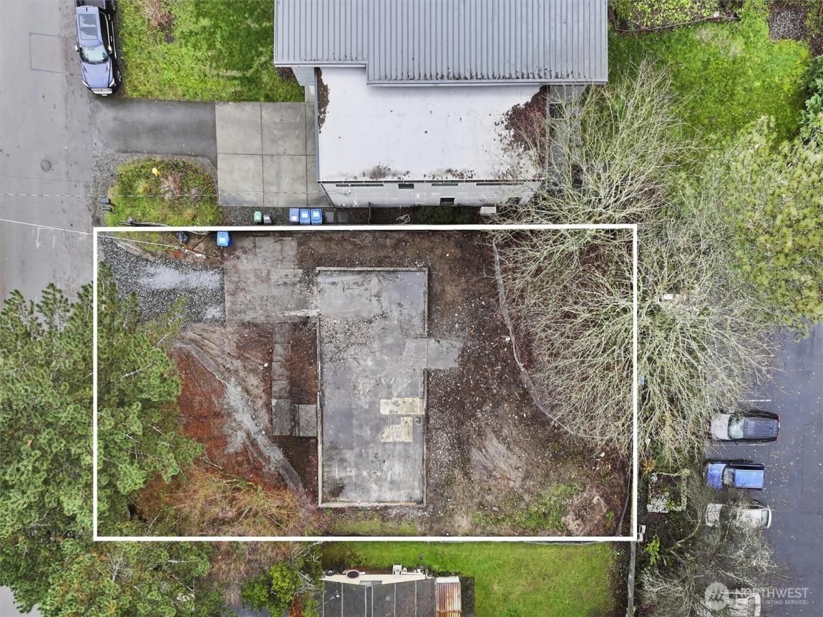 MLS #NWM2459878 image #0