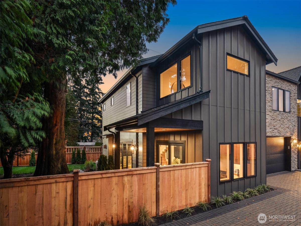 MLS #NWM2459900 image #0