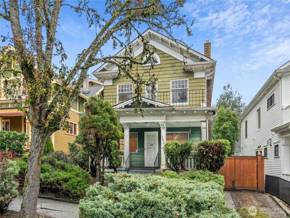 MLS #NWM2460001 image #0