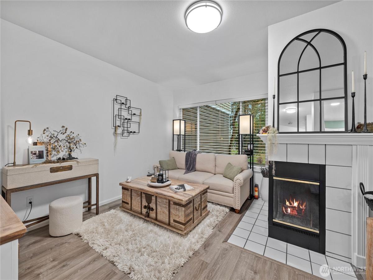 MLS #NWM2460050 image #0