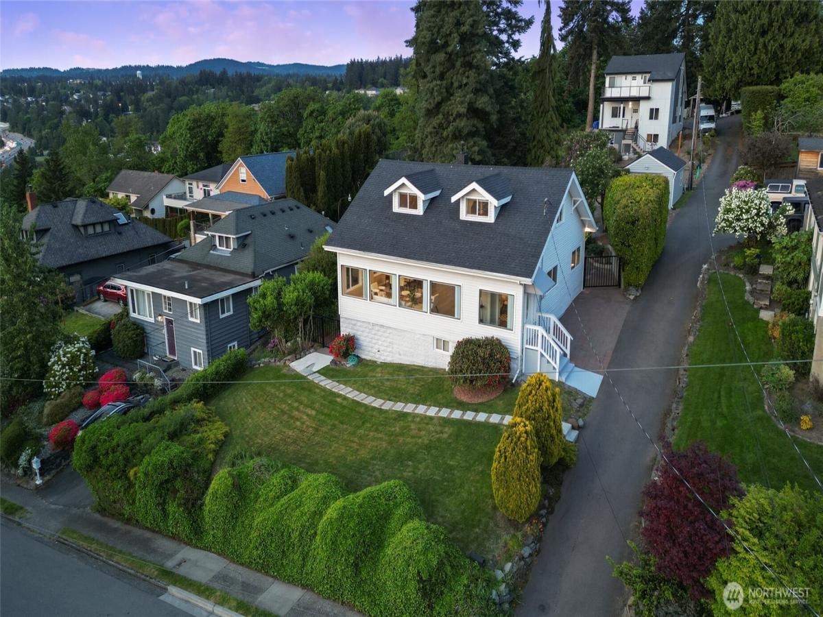 MLS #NWM2460196 image #0