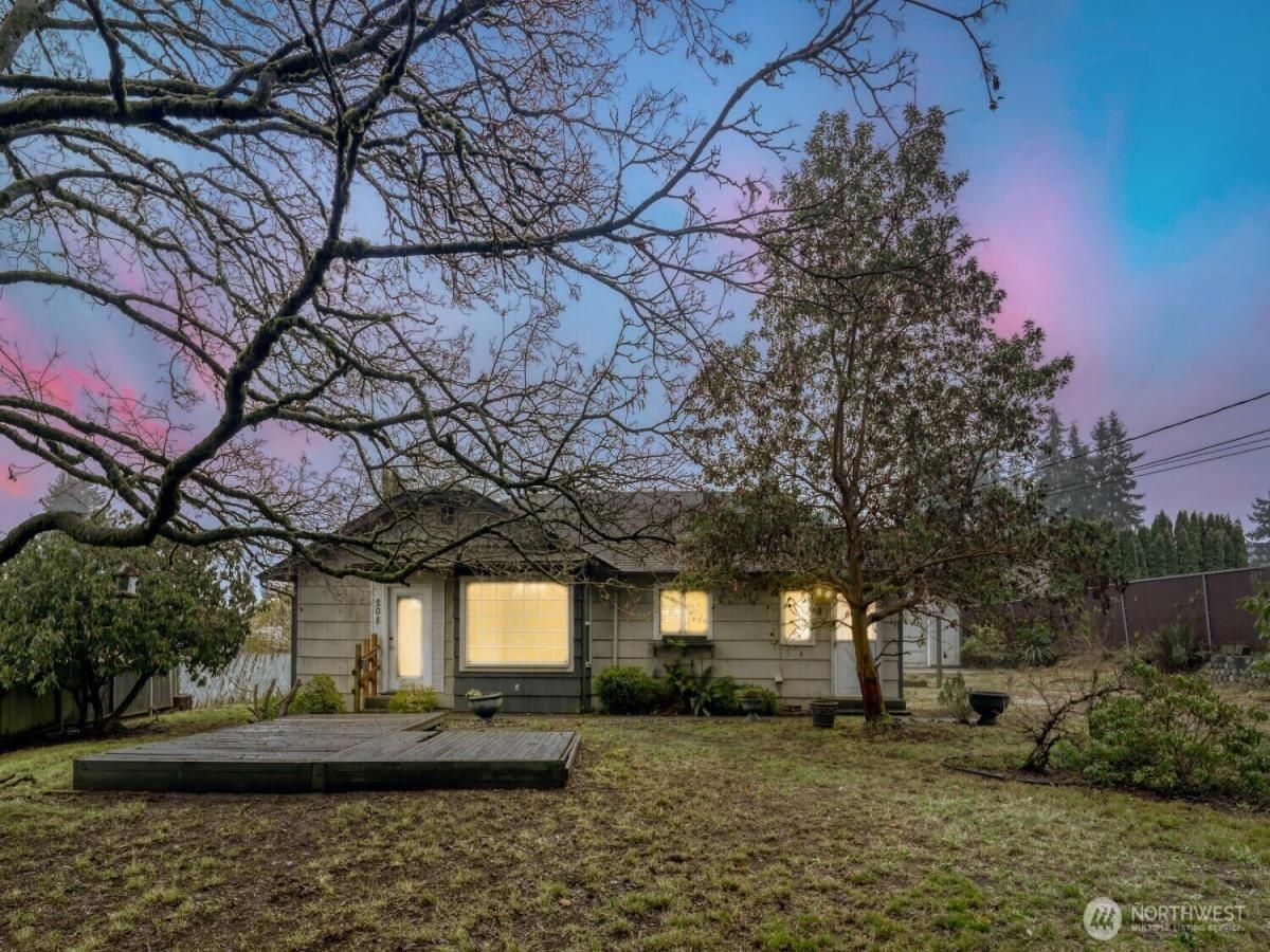 MLS #NWM2460280 image #0