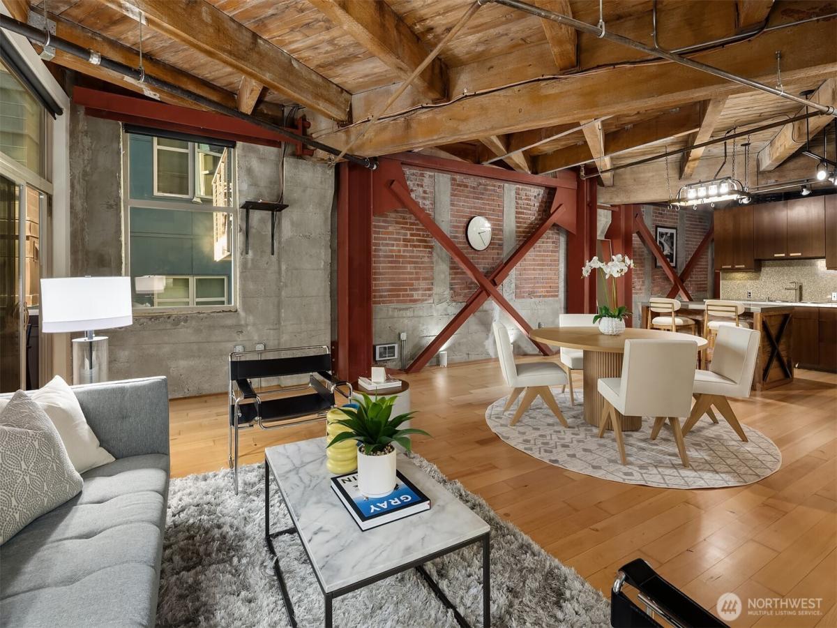 MLS #NWM2460283 image #0