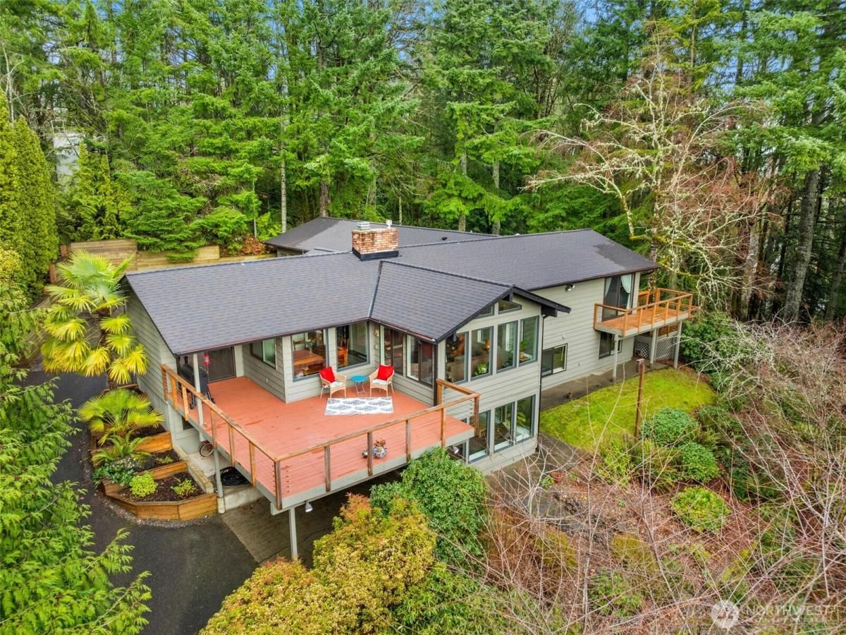 MLS #NWM2460305 image #0