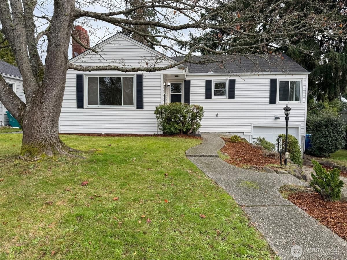 MLS #NWM2460330 image #0