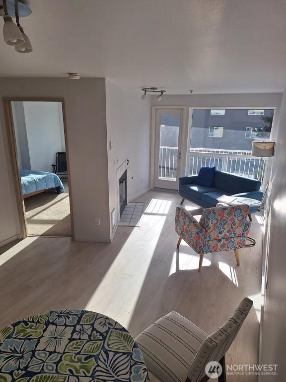 MLS #NWM2460428 image #0