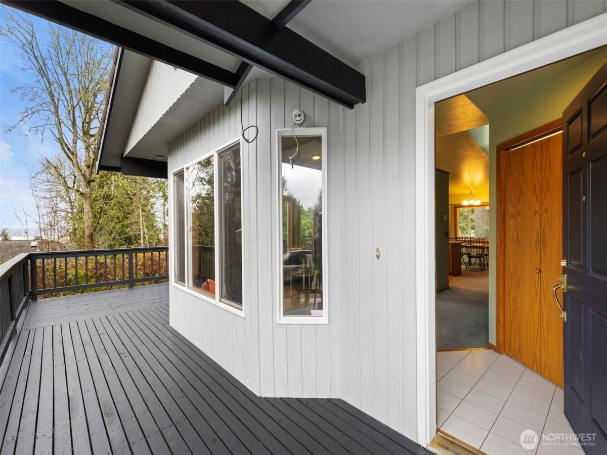 MLS #NWM2460482 image #0