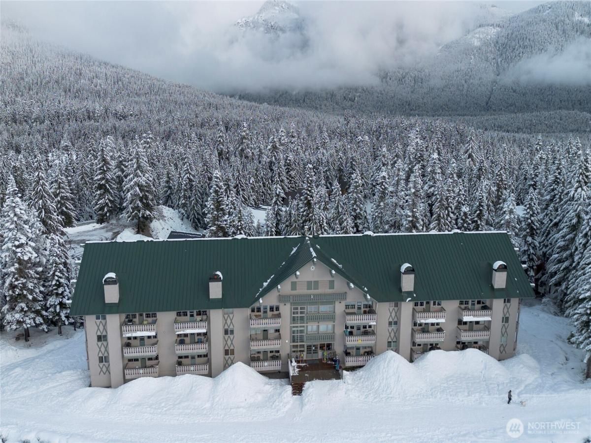 MLS #NWM2460526 image #0