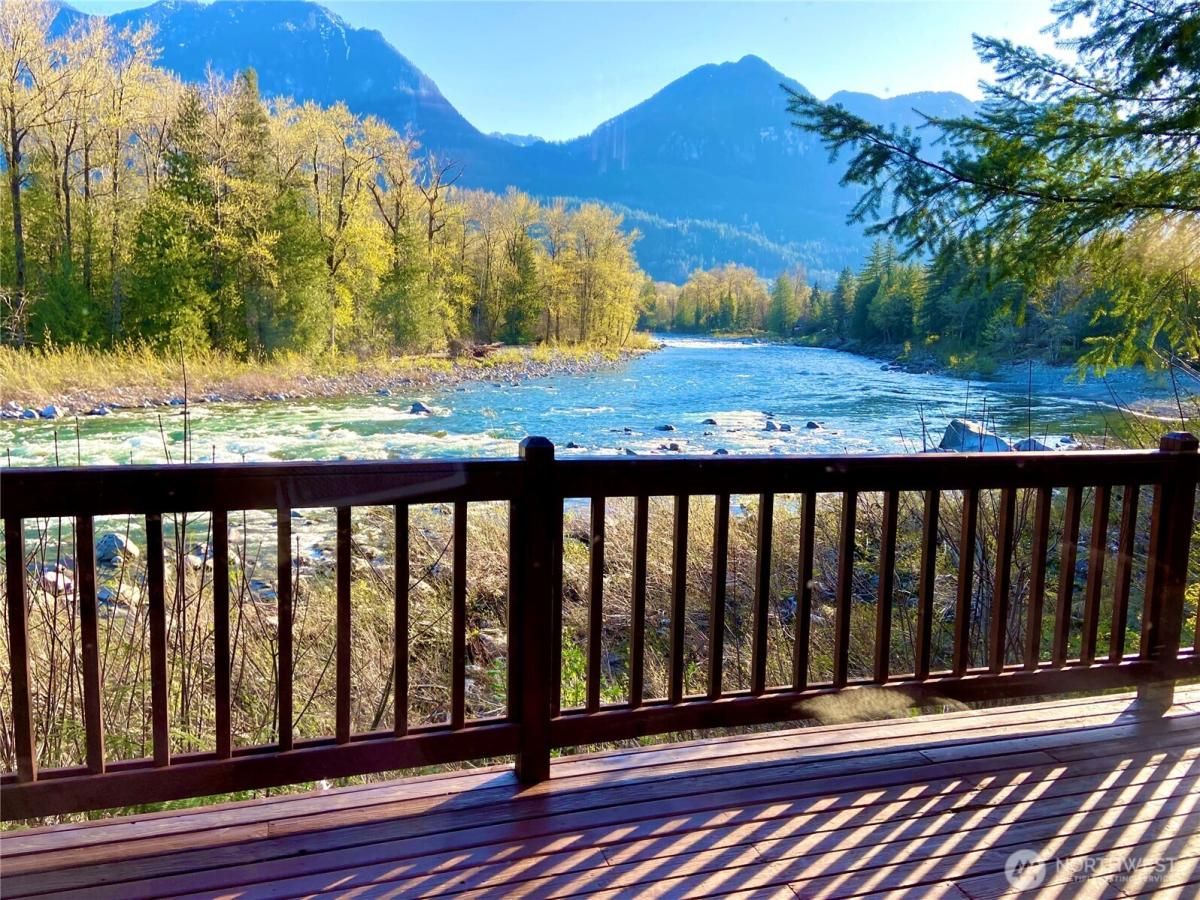 MLS #NWM2460601 image #0