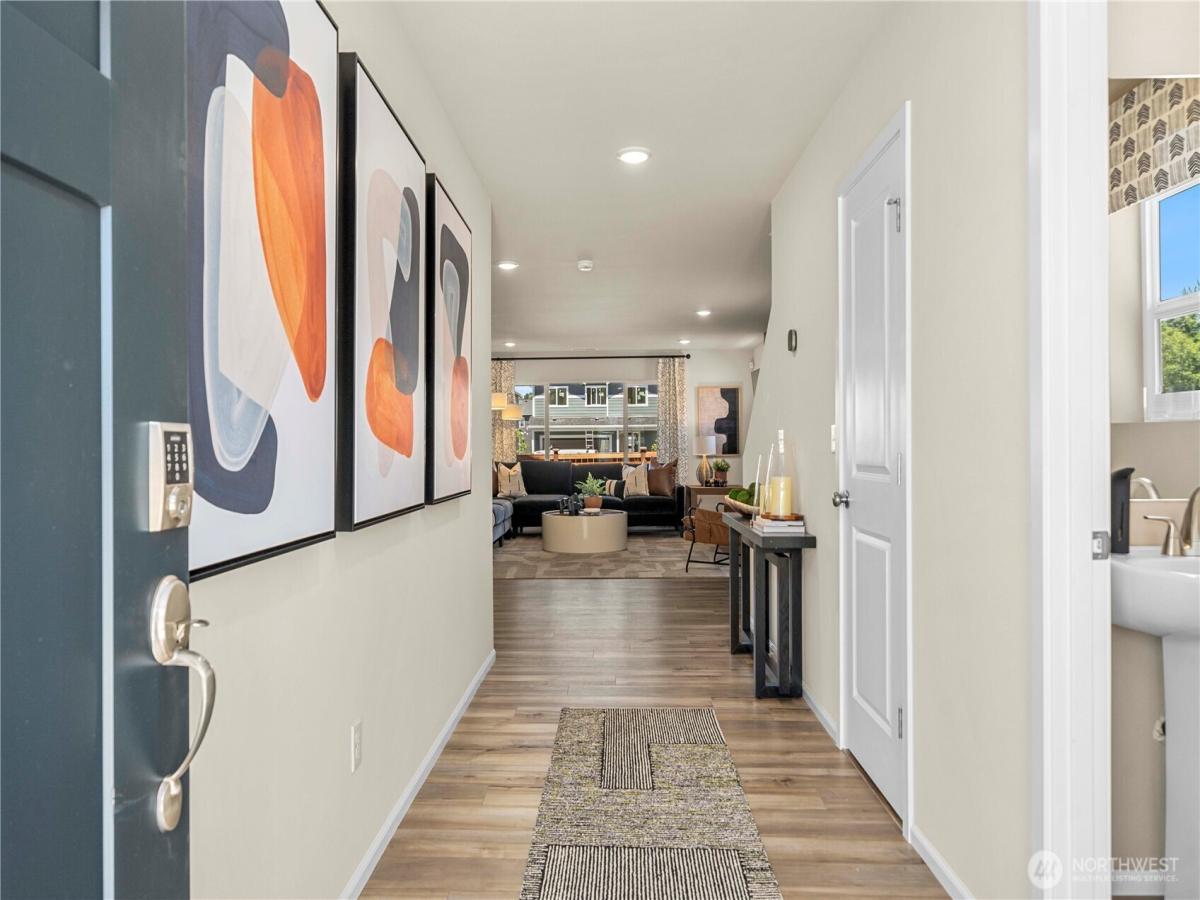 MLS #NWM2460711 image #0