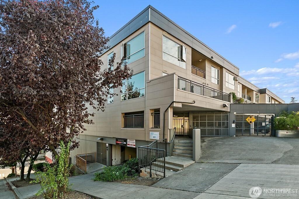 MLS #NWM2460859 image #0