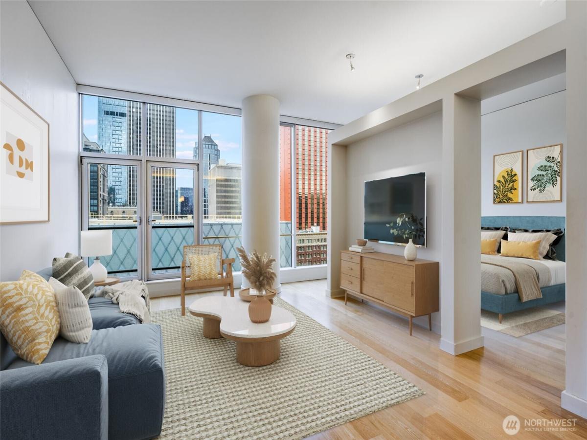 MLS #NWM2460948 image #0