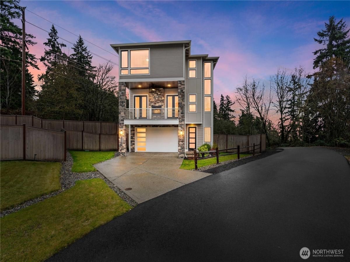 MLS #NWM2461031 image #0