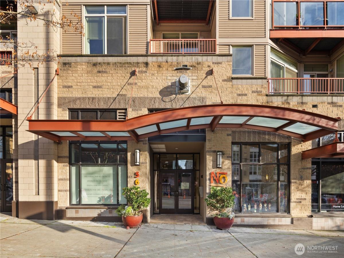 MLS #NWM2461233 image #0