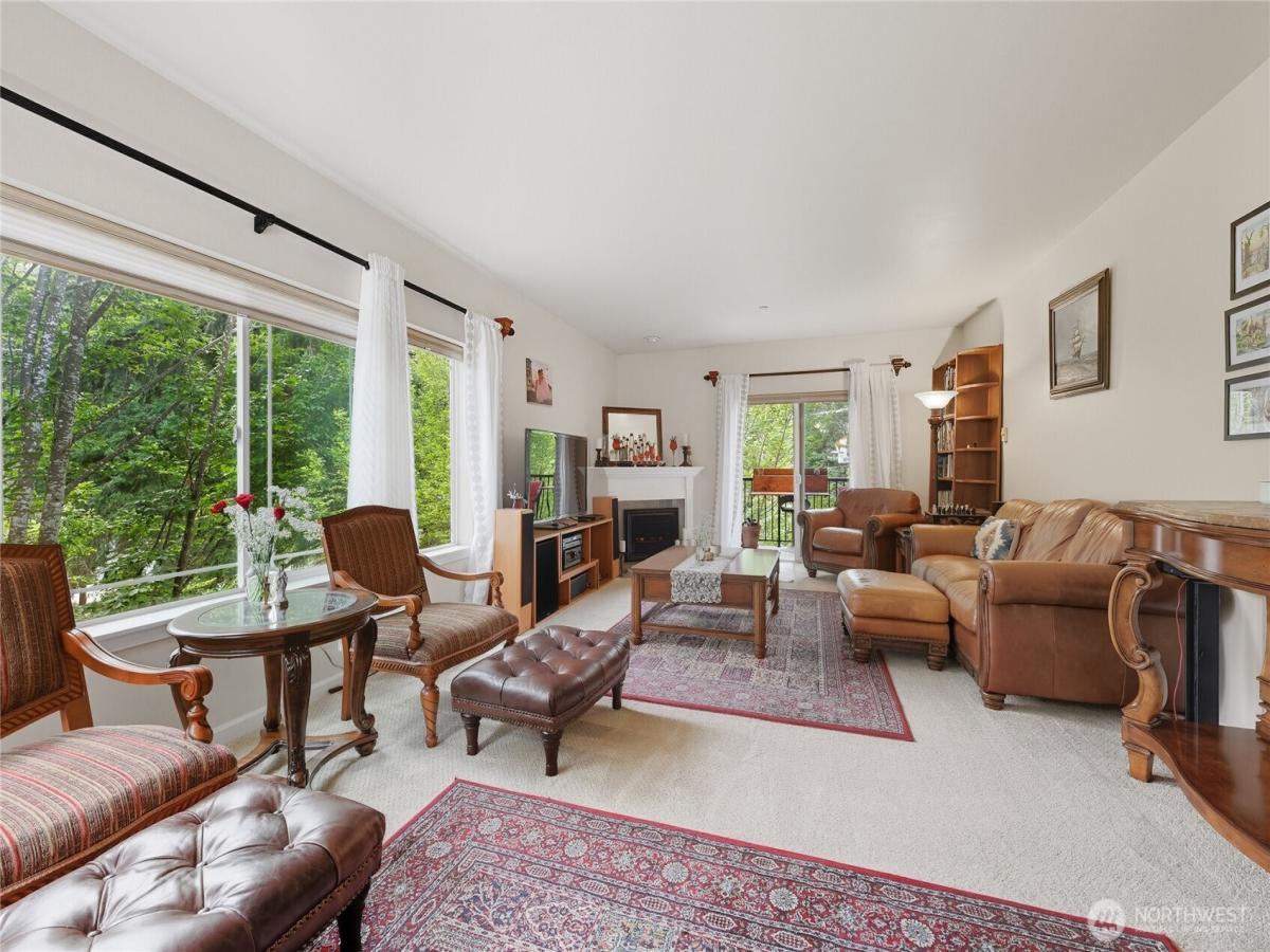 MLS #NWM2461561 image #0