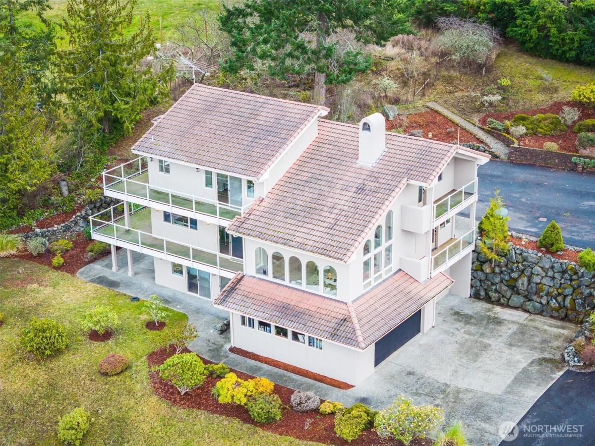 MLS #NWM2461595 image #0