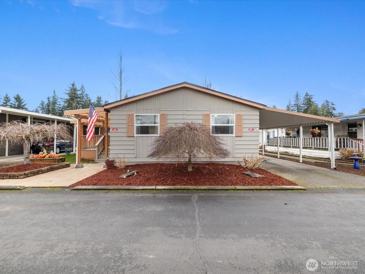 MLS #NWM2461655 image #0