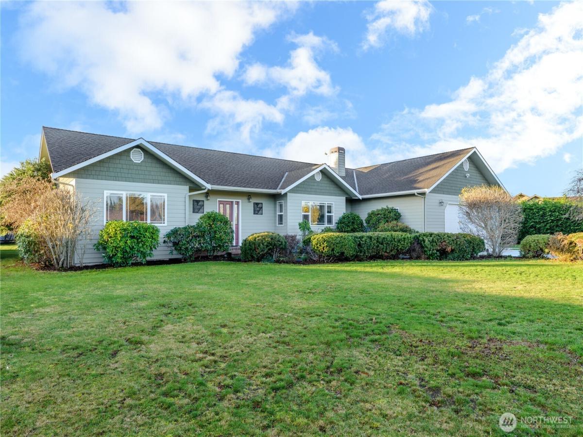 MLS #NWM2461684 image #0