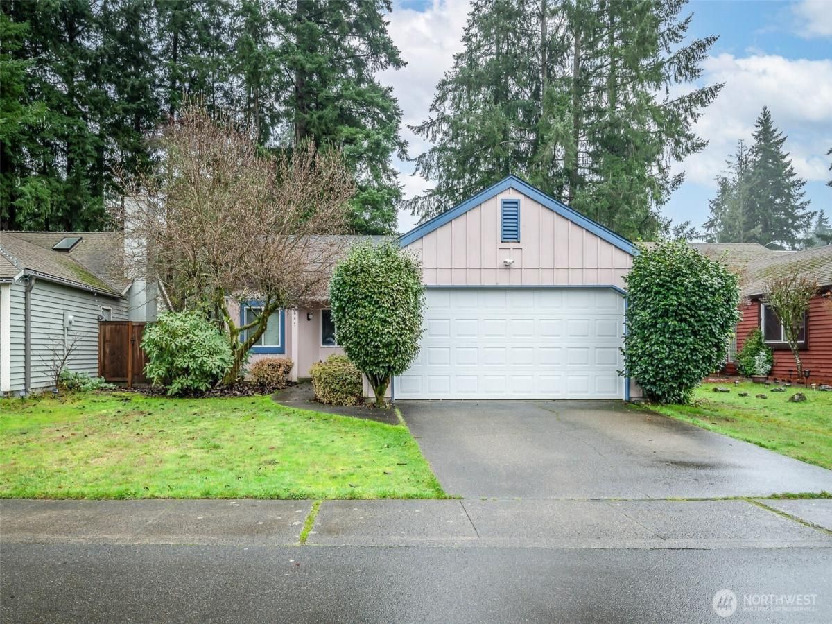 MLS #NWM2462758 image #0