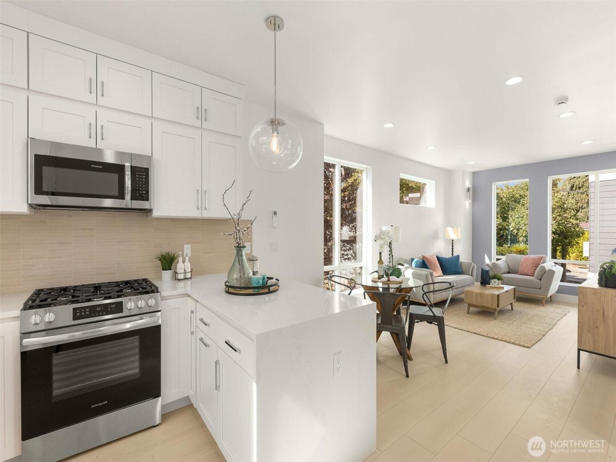 MLS #NWM2462847 image #0