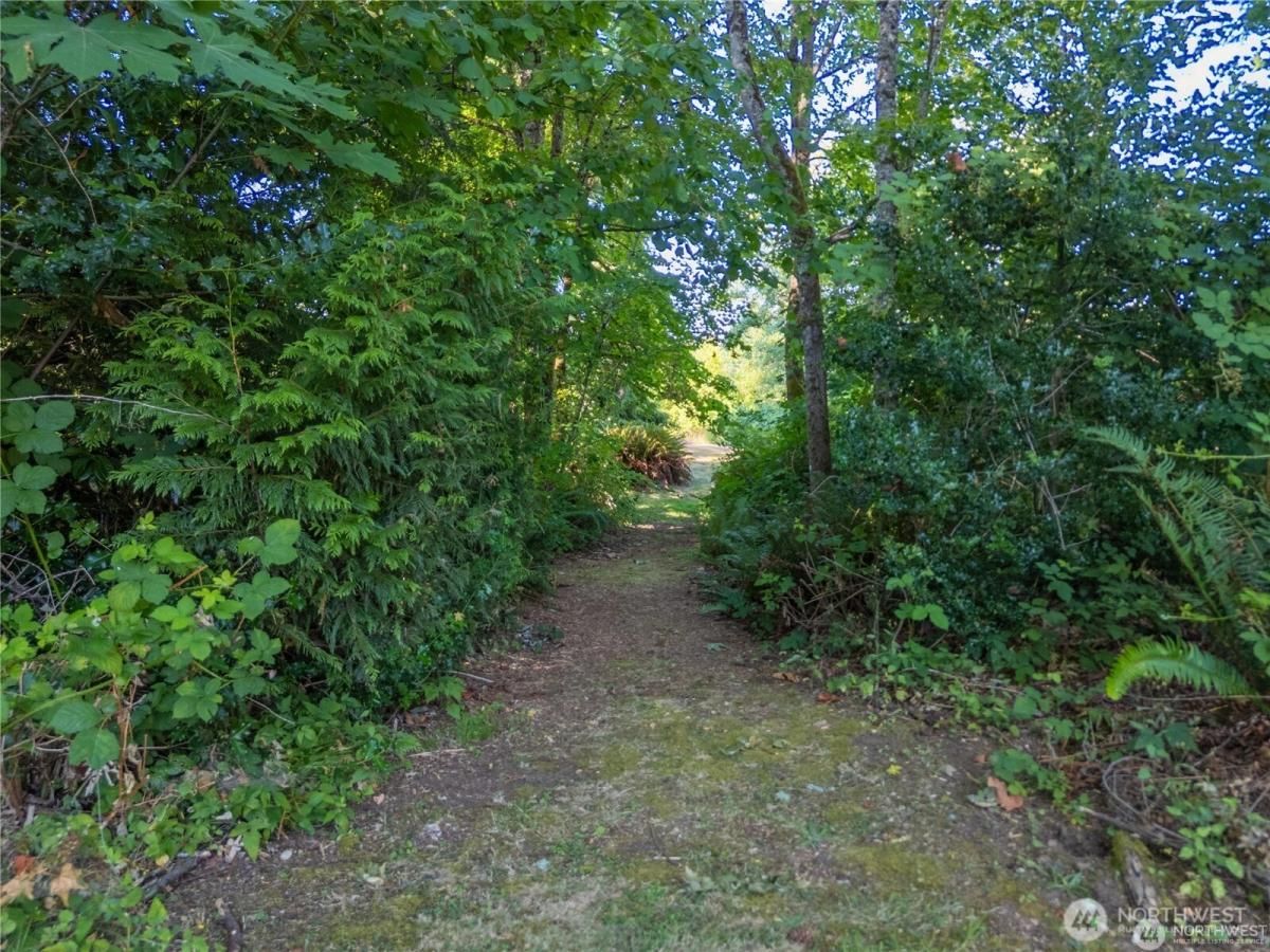 MLS #NWM2463027 image #0