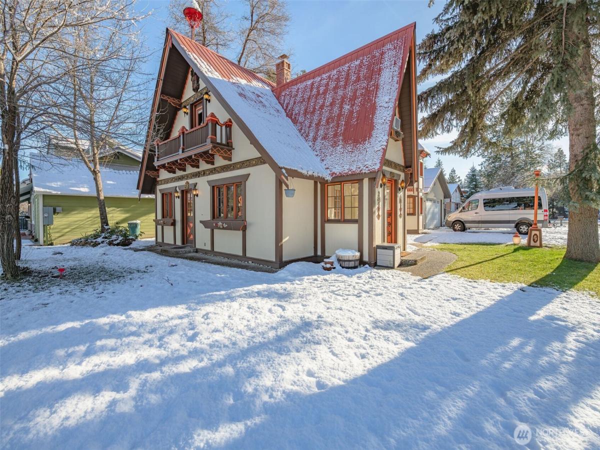 MLS #NWM2463262 image #0