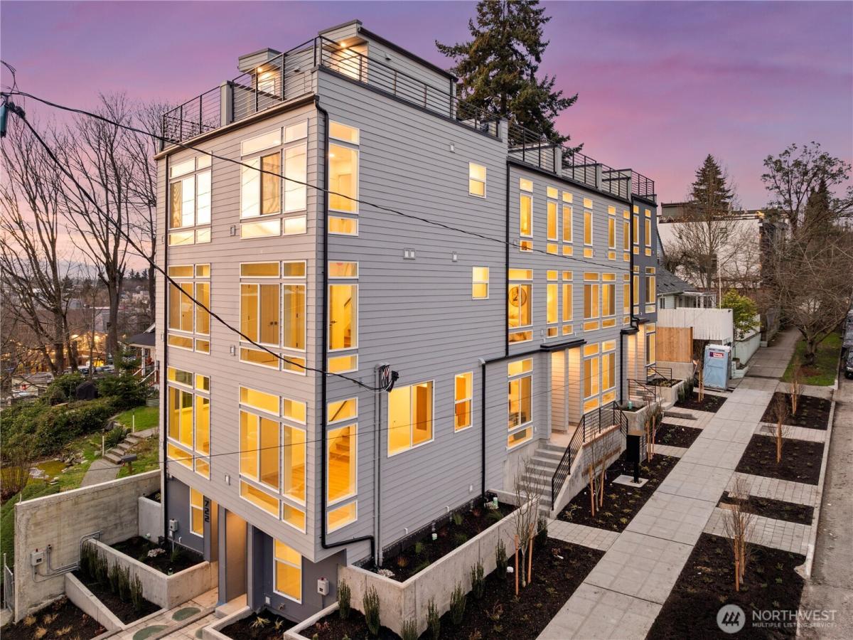 MLS #NWM2463432 image #0