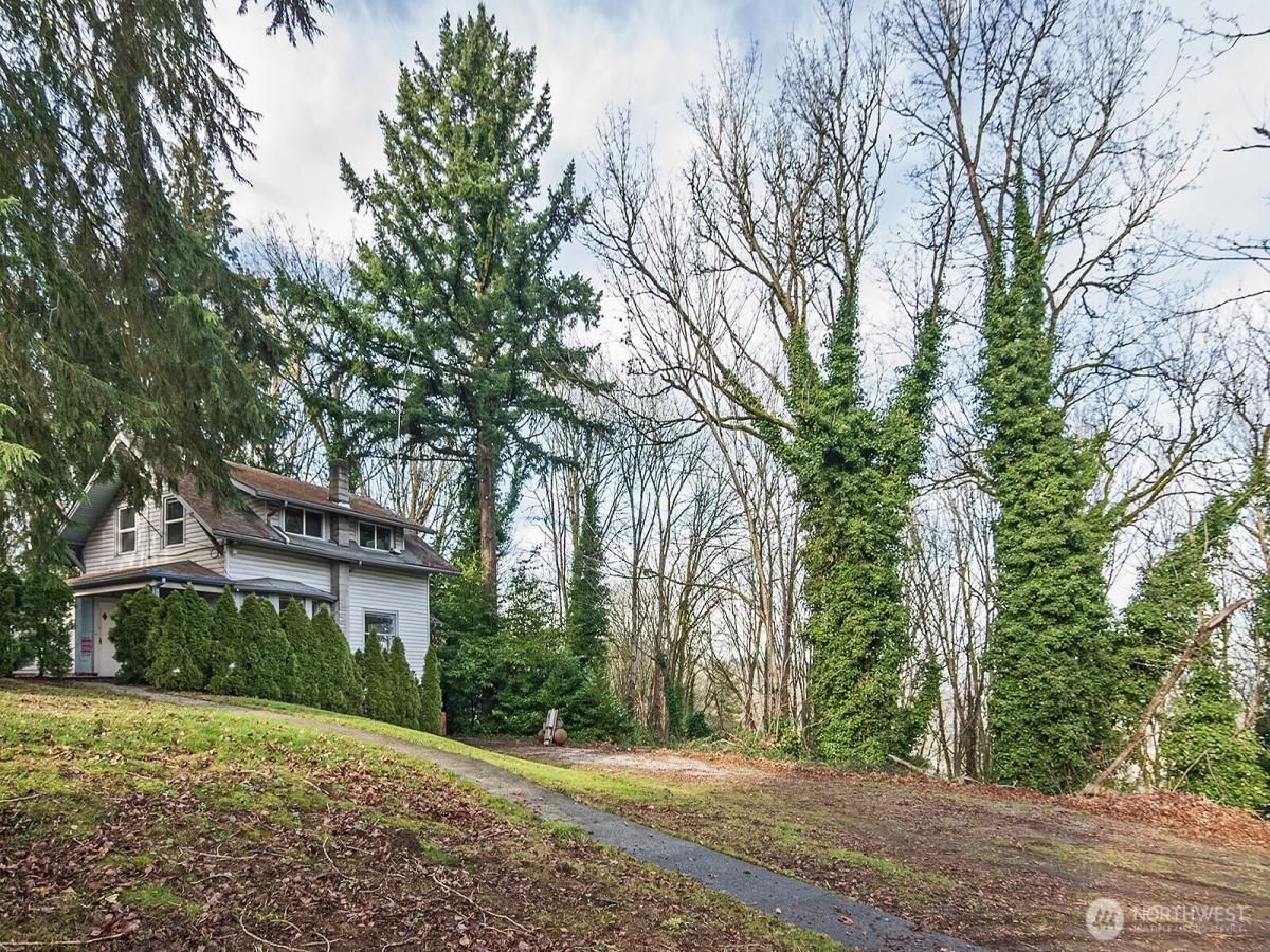 MLS #NWM2463582 image #0