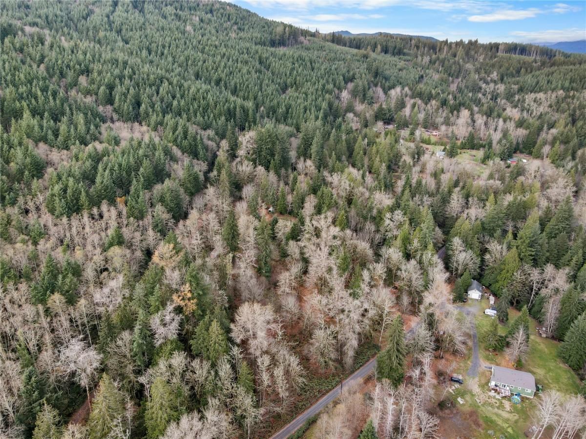 MLS #NWM2463645 image #0