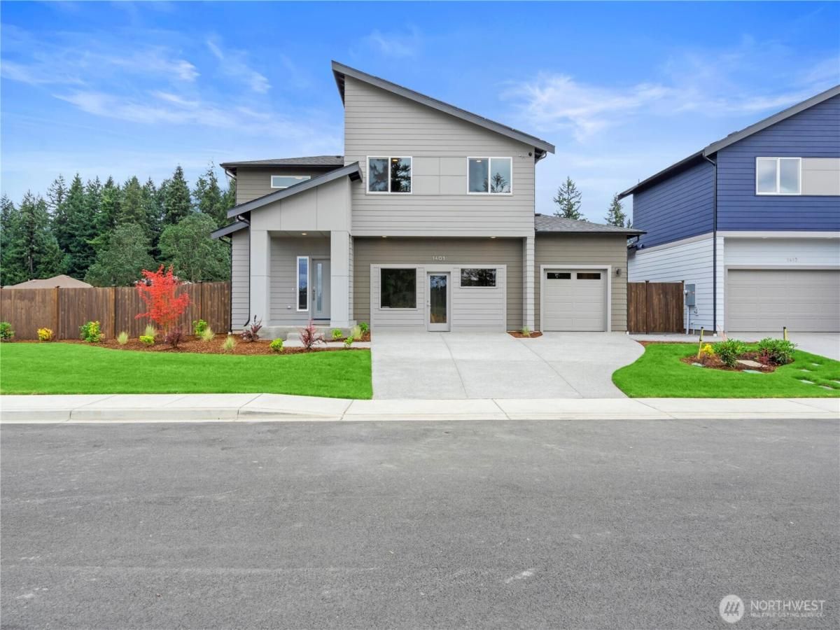 MLS #NWM2463646 image #0