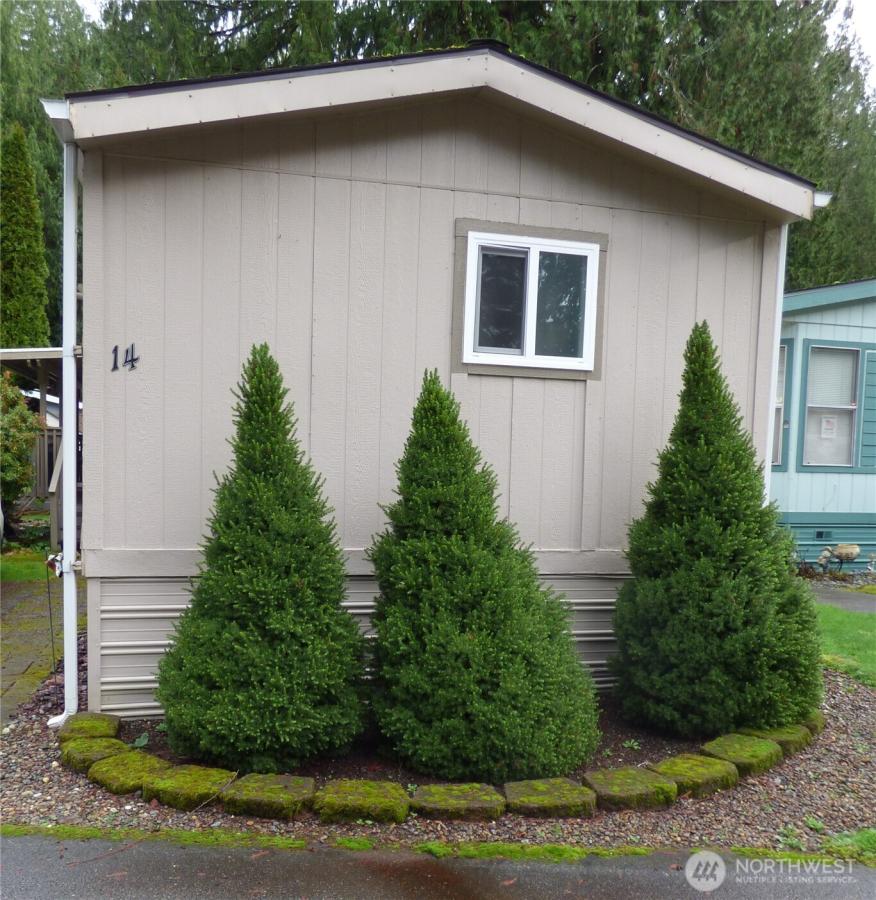 MLS #NWM2463664 image #0