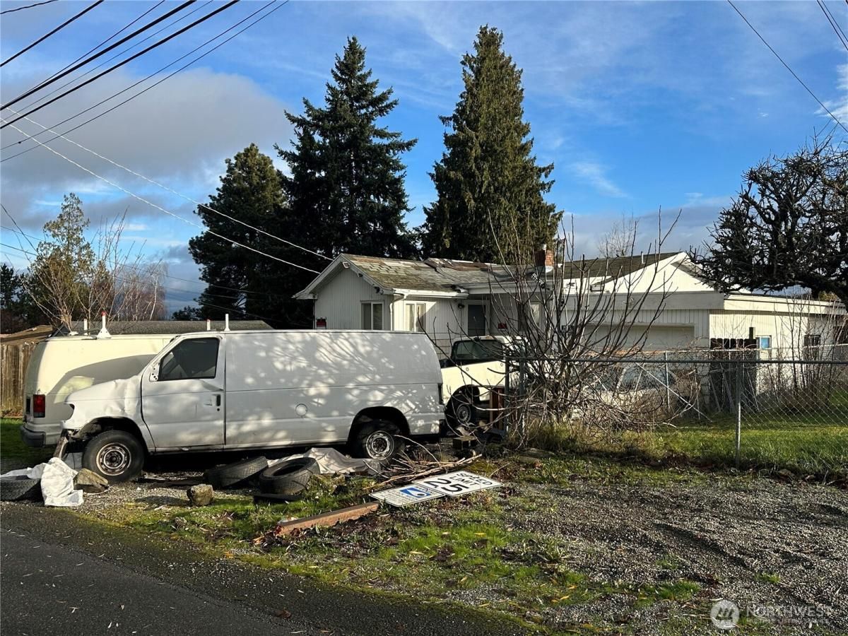 MLS #NWM2463823 image #0