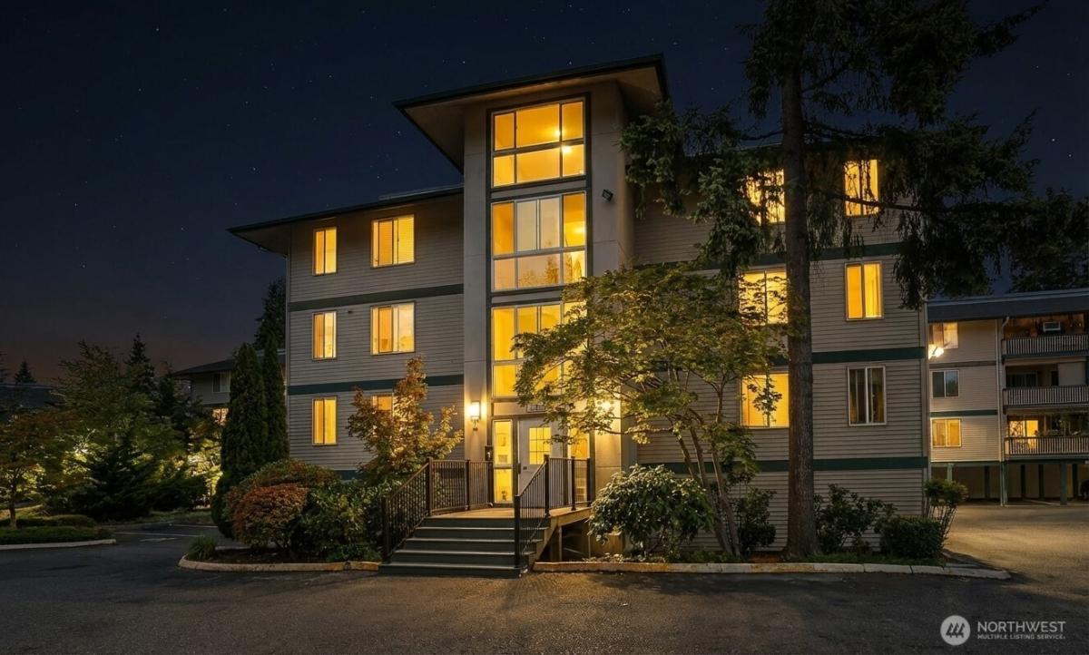 MLS #NWM2464063 image #0