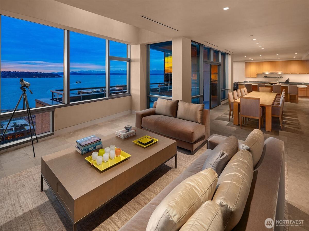 MLS #NWM2464277 image #0