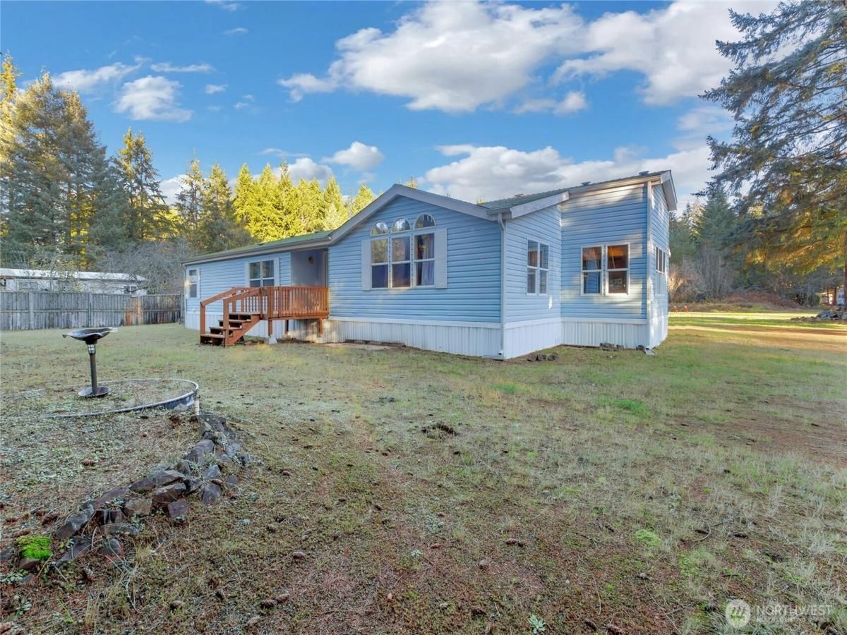 MLS #NWM2464503 image #0