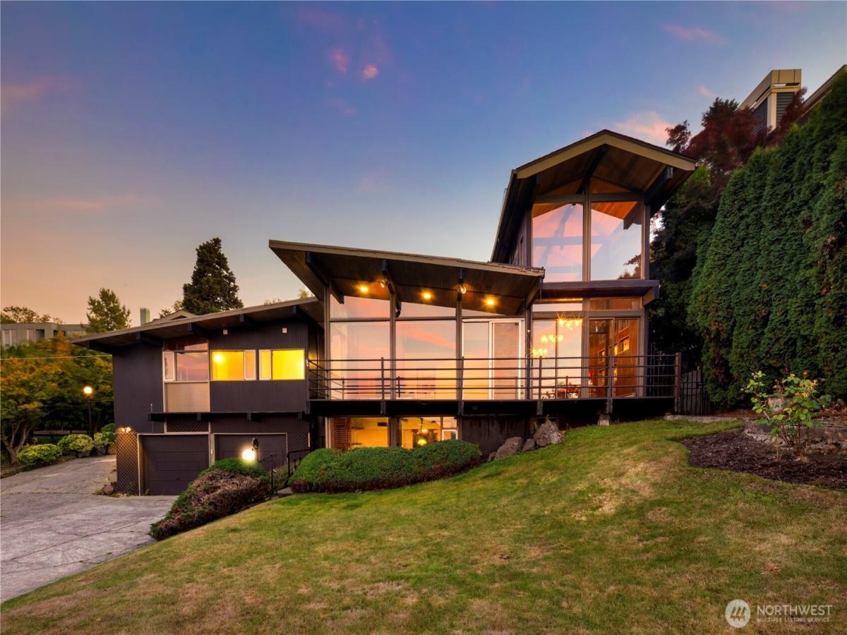 MLS #NWM2464527 image #0