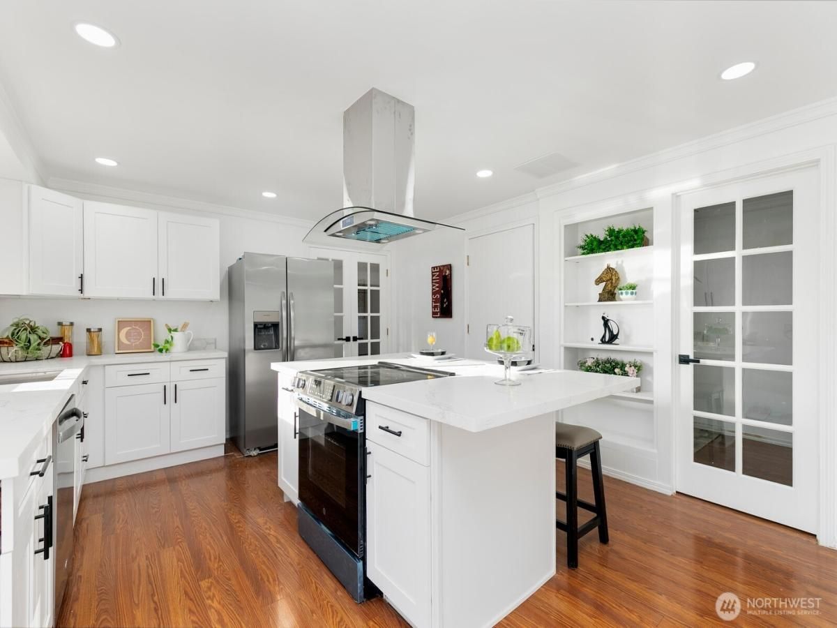 MLS #NWM2464543 image #0