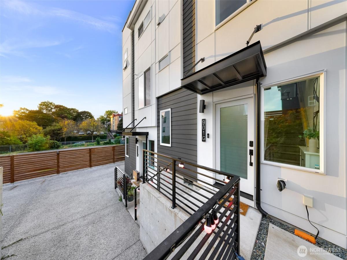 MLS #NWM2464573 image #0