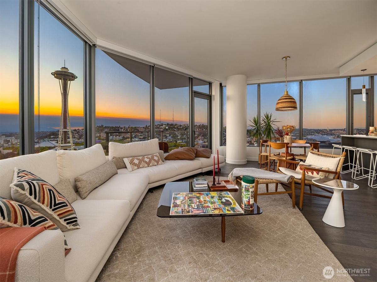 MLS #NWM2464624 image #0