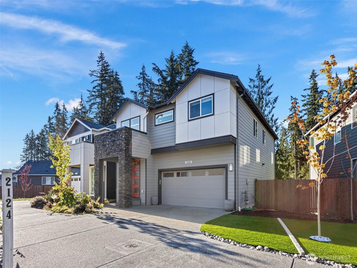 MLS #NWM2464751 image #0