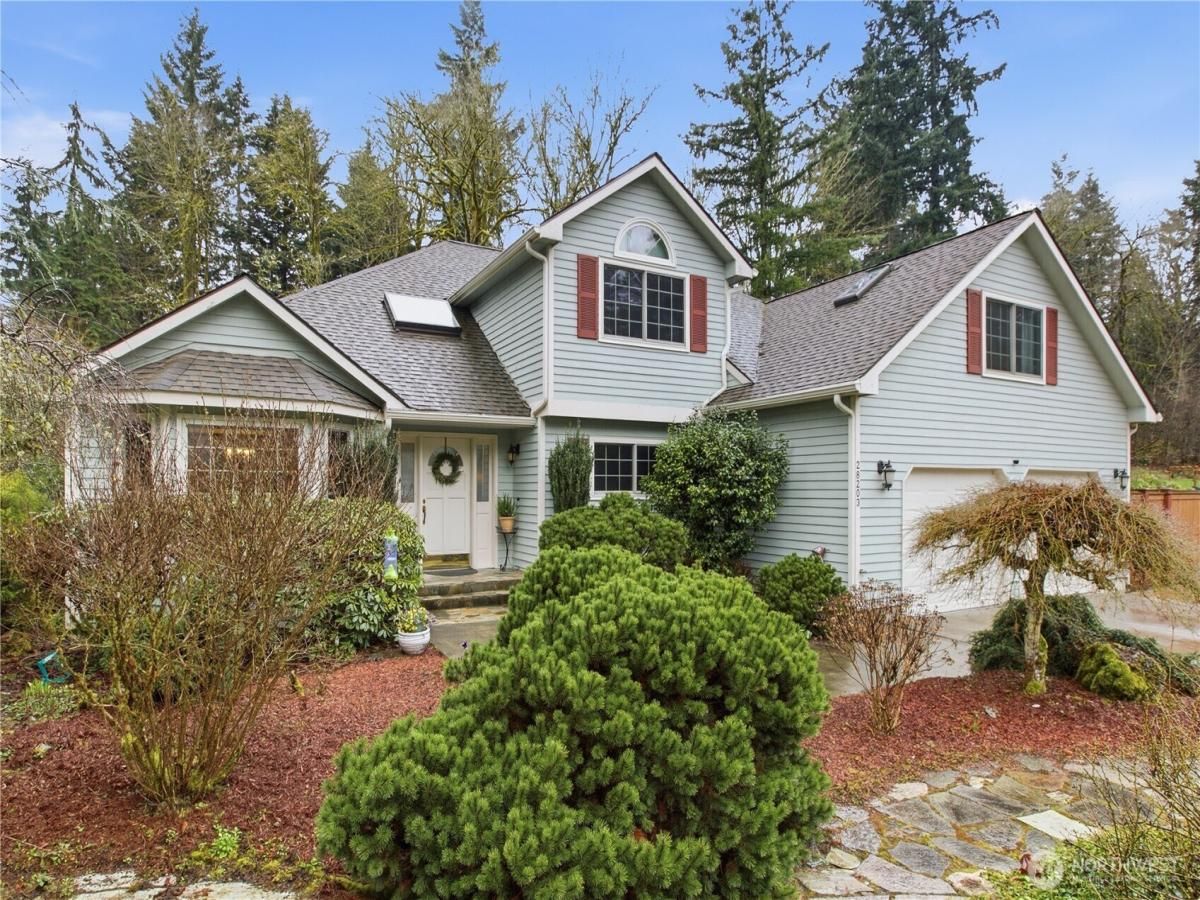 MLS #NWM2464860 image #0
