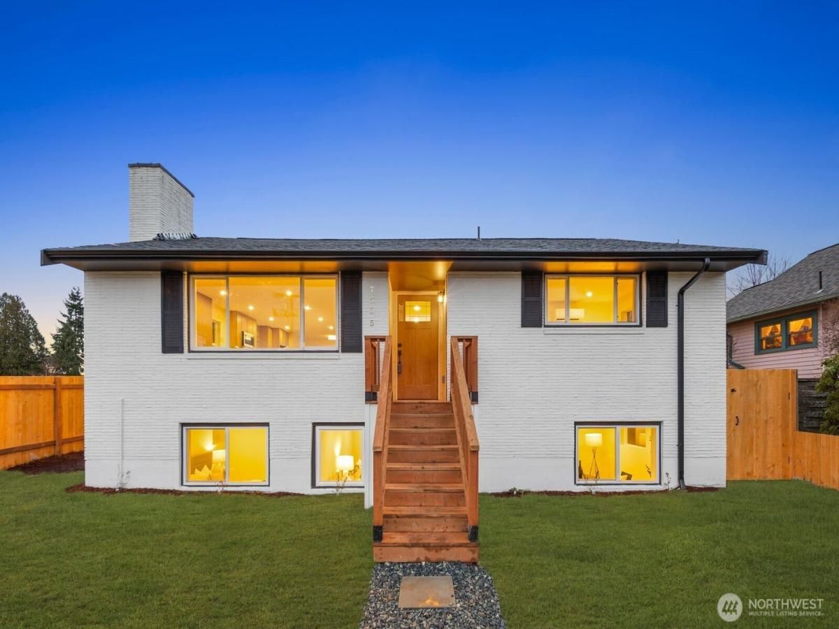 MLS #NWM2464948 image #0