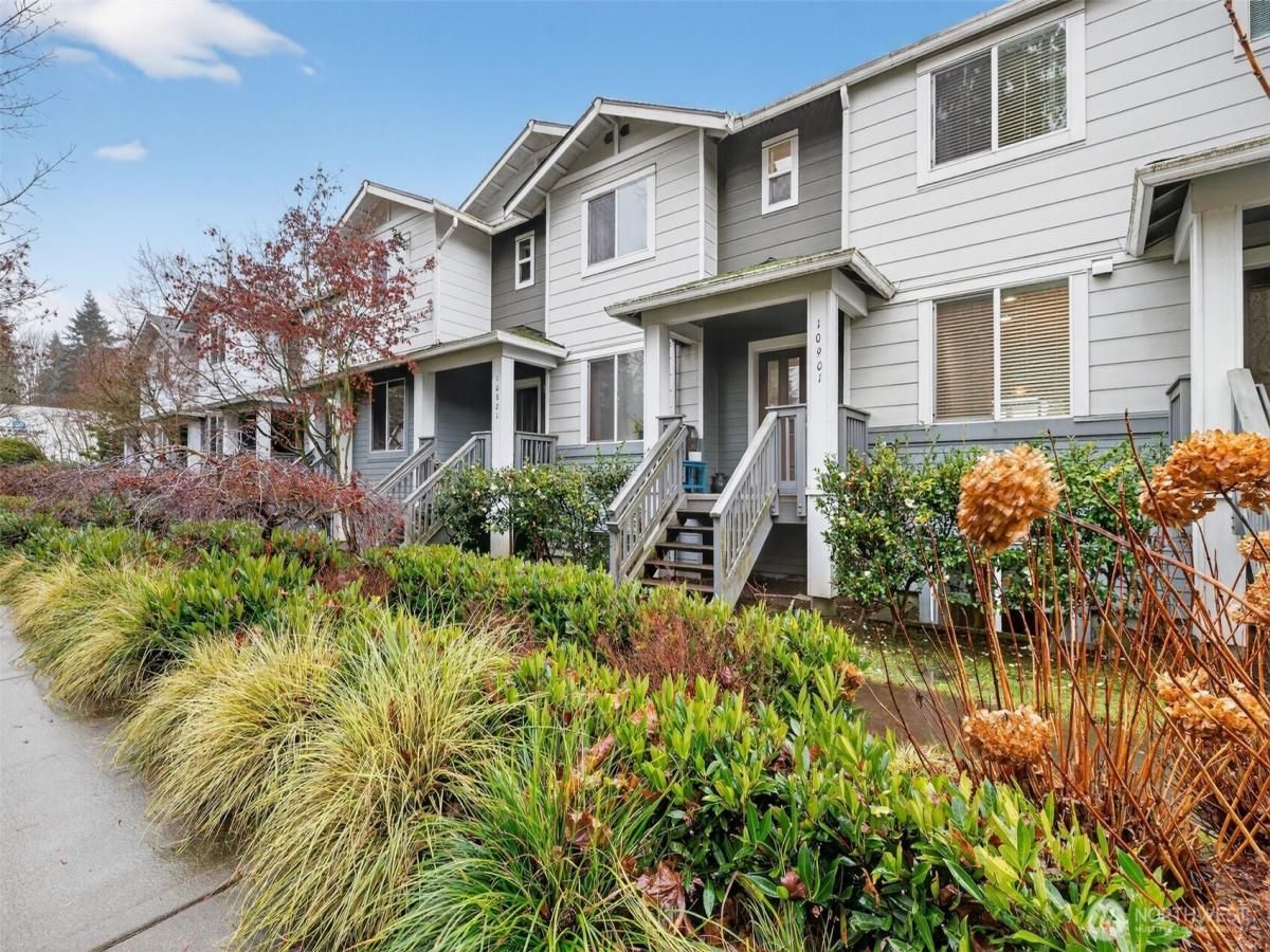 MLS #NWM2464982 image #0