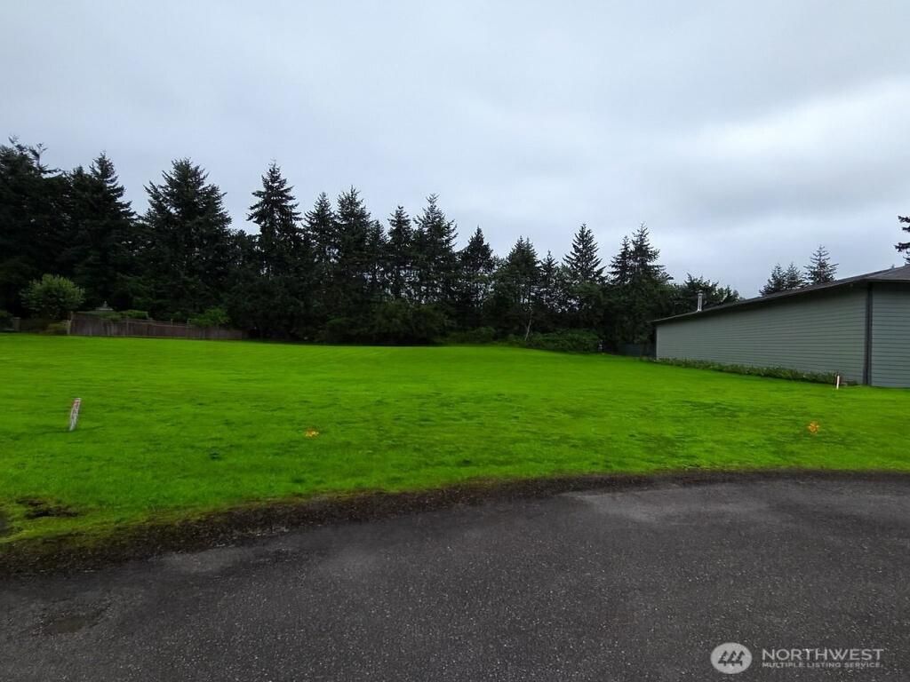 MLS #NWM2465073 image #0