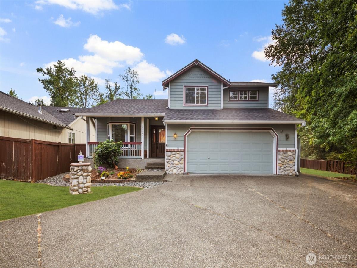 MLS #NWM2465103 image #0